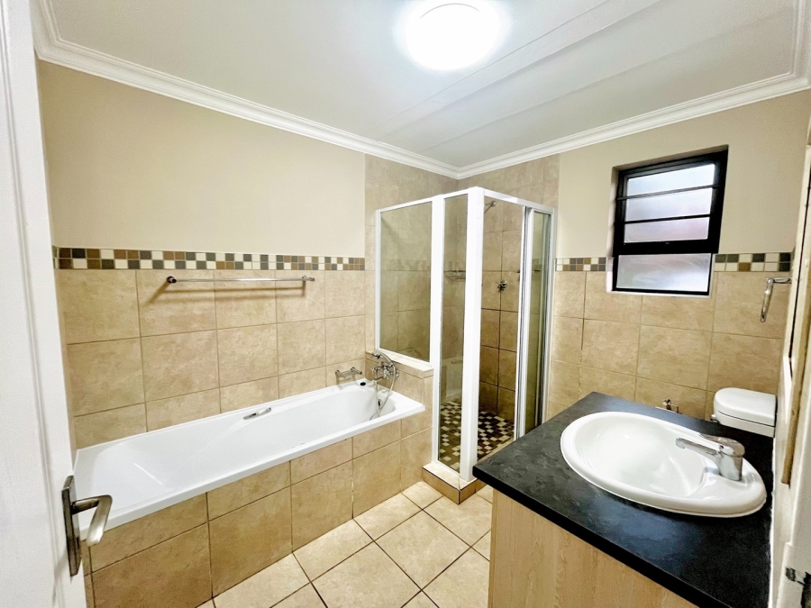 2 Bedroom Property for Sale in Wild Olive Estate Free State